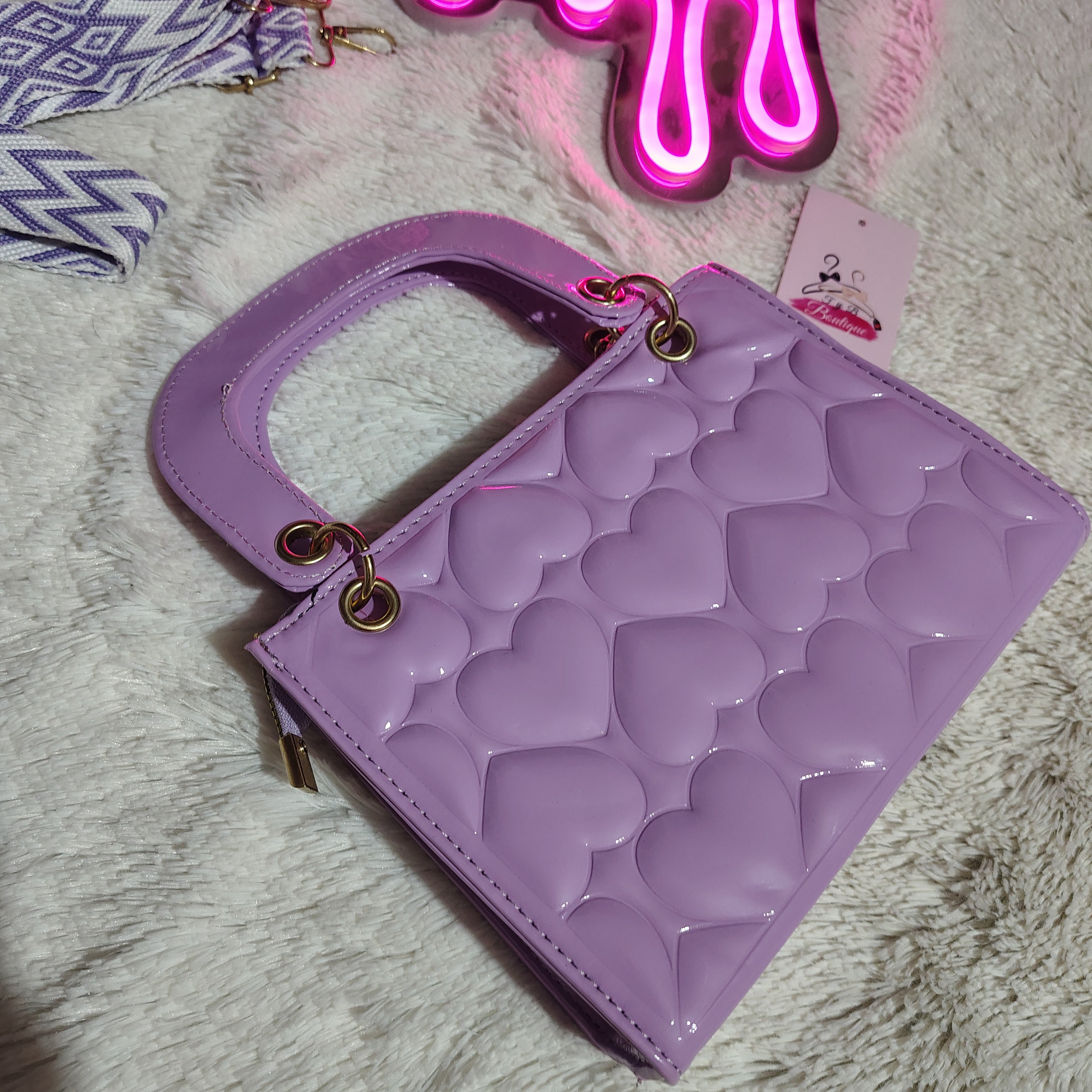Bolsos | Crossbody lila de corazones ✨💟
