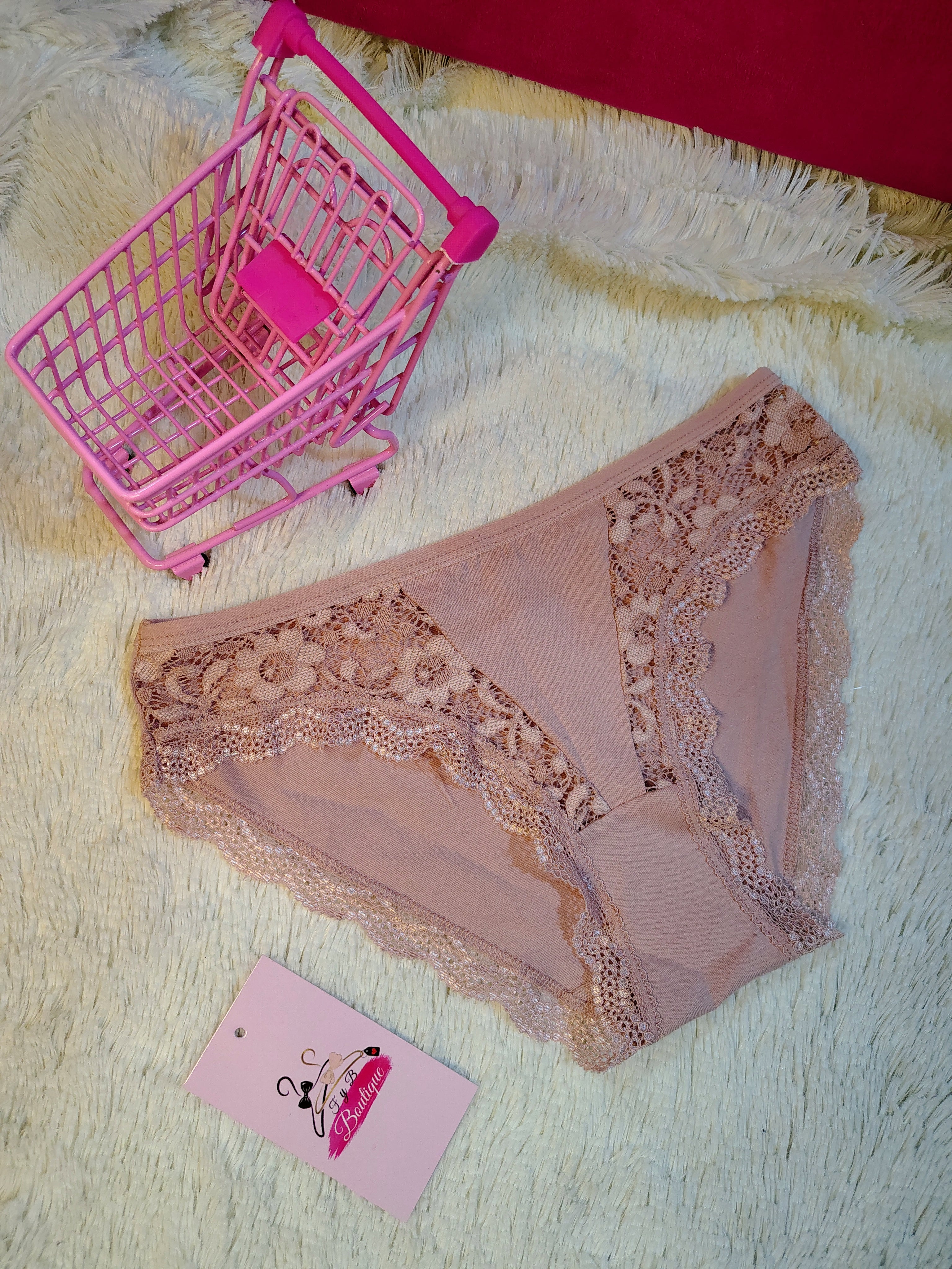 ✨💗Panty con encaje 💗✨