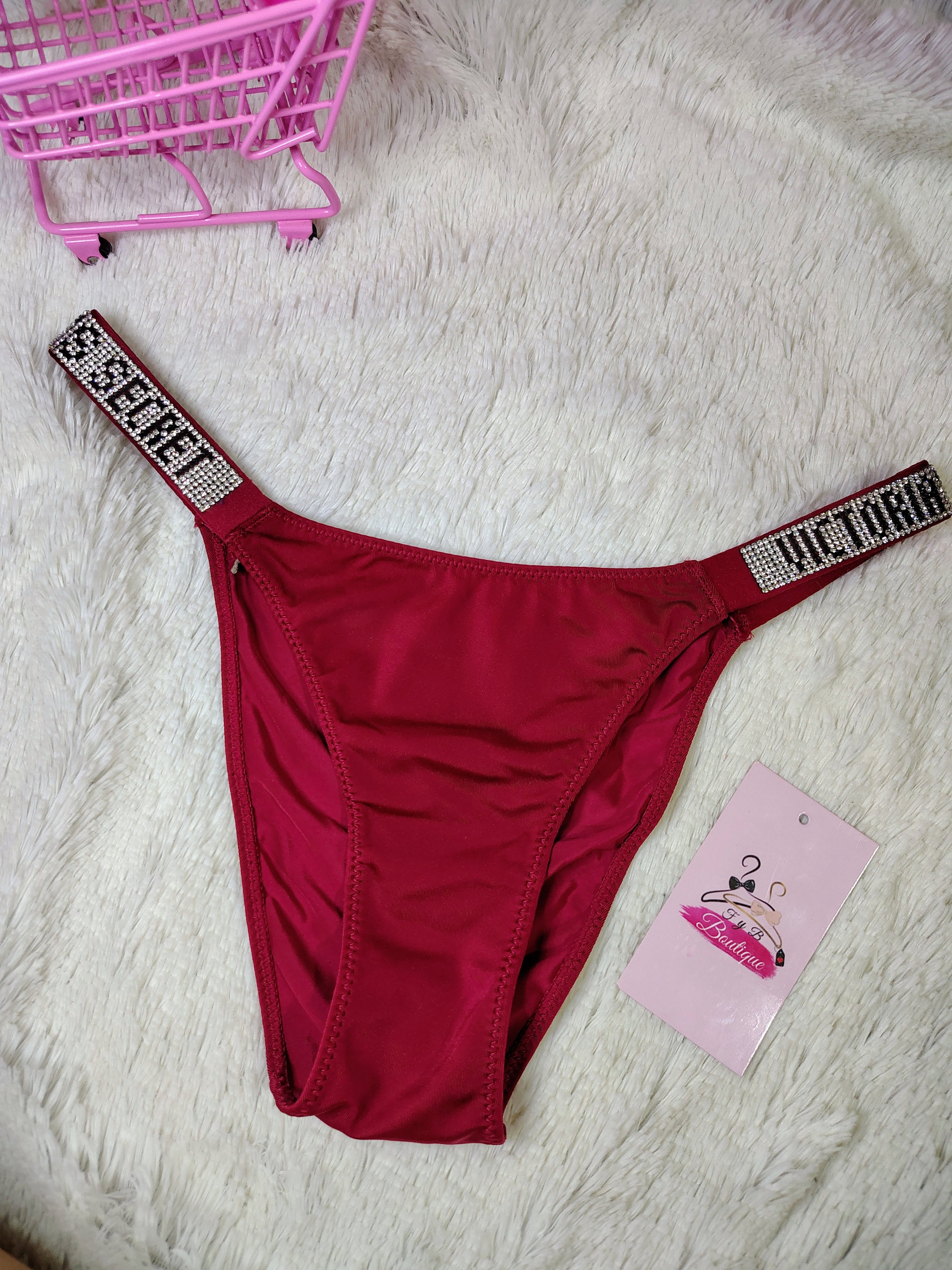 ✨🍑Panty con pedrería "VICTORIA'S SECRET"🍑✨