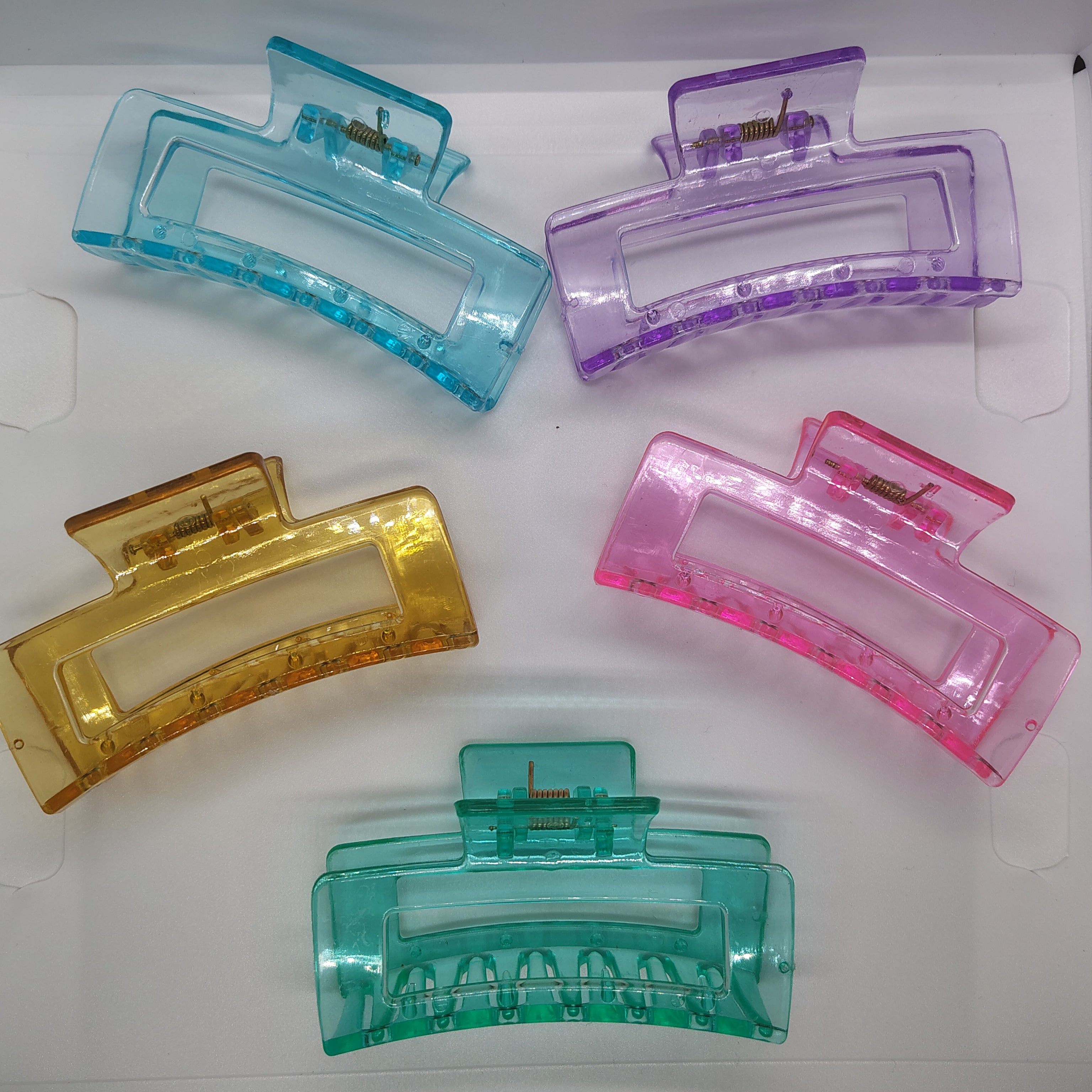 Pinza rectangular transparente ✨