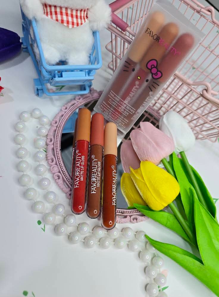 Set de 3 labiales Hello Kitty indeleble ✨💋