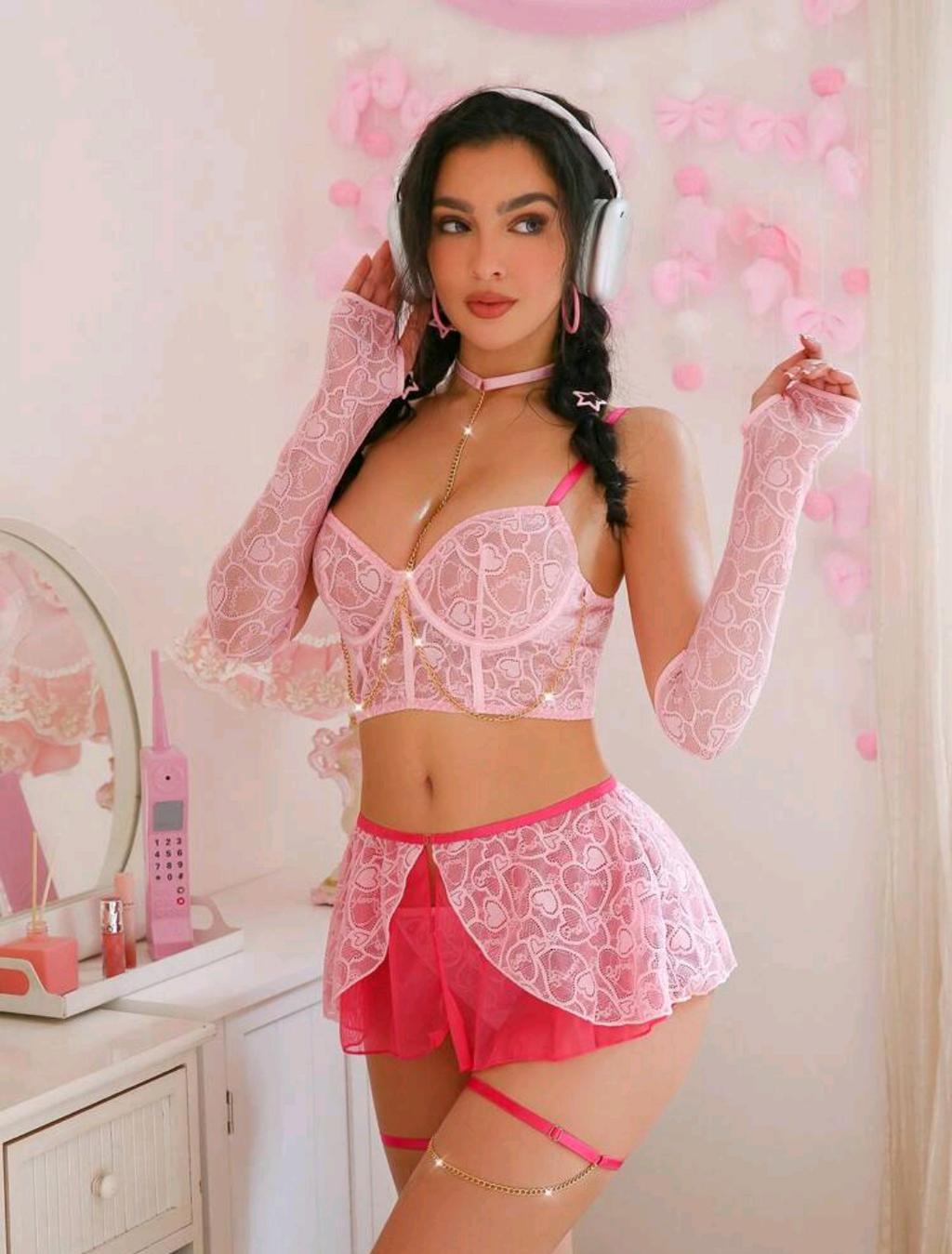 Lencería| Conjunto rosa de encaje con guantes 🌸💗