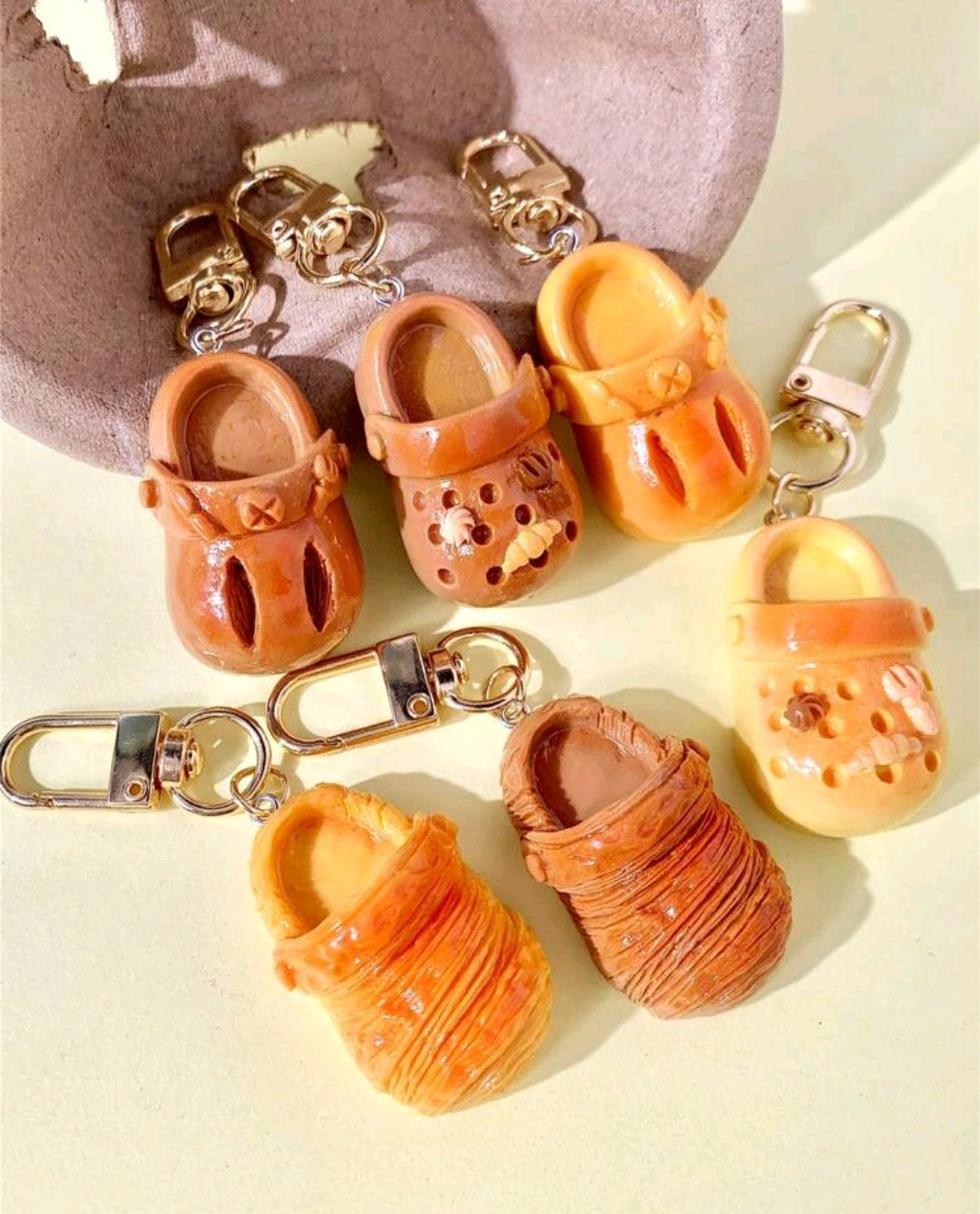 Llavero Mini Crocs Kawaii 🧡