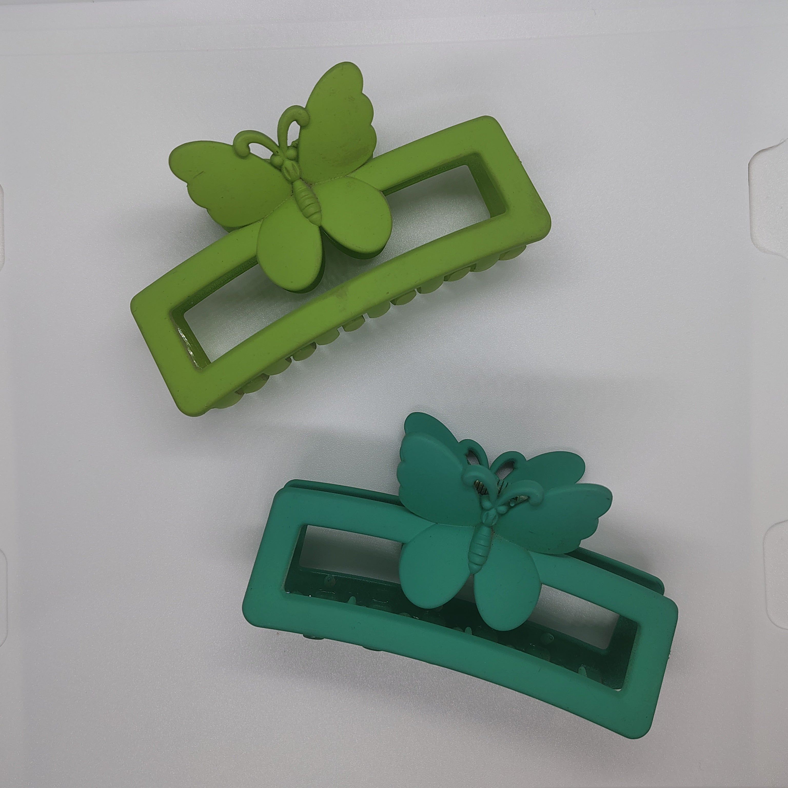 Pinza mediana con mariposa 🦋