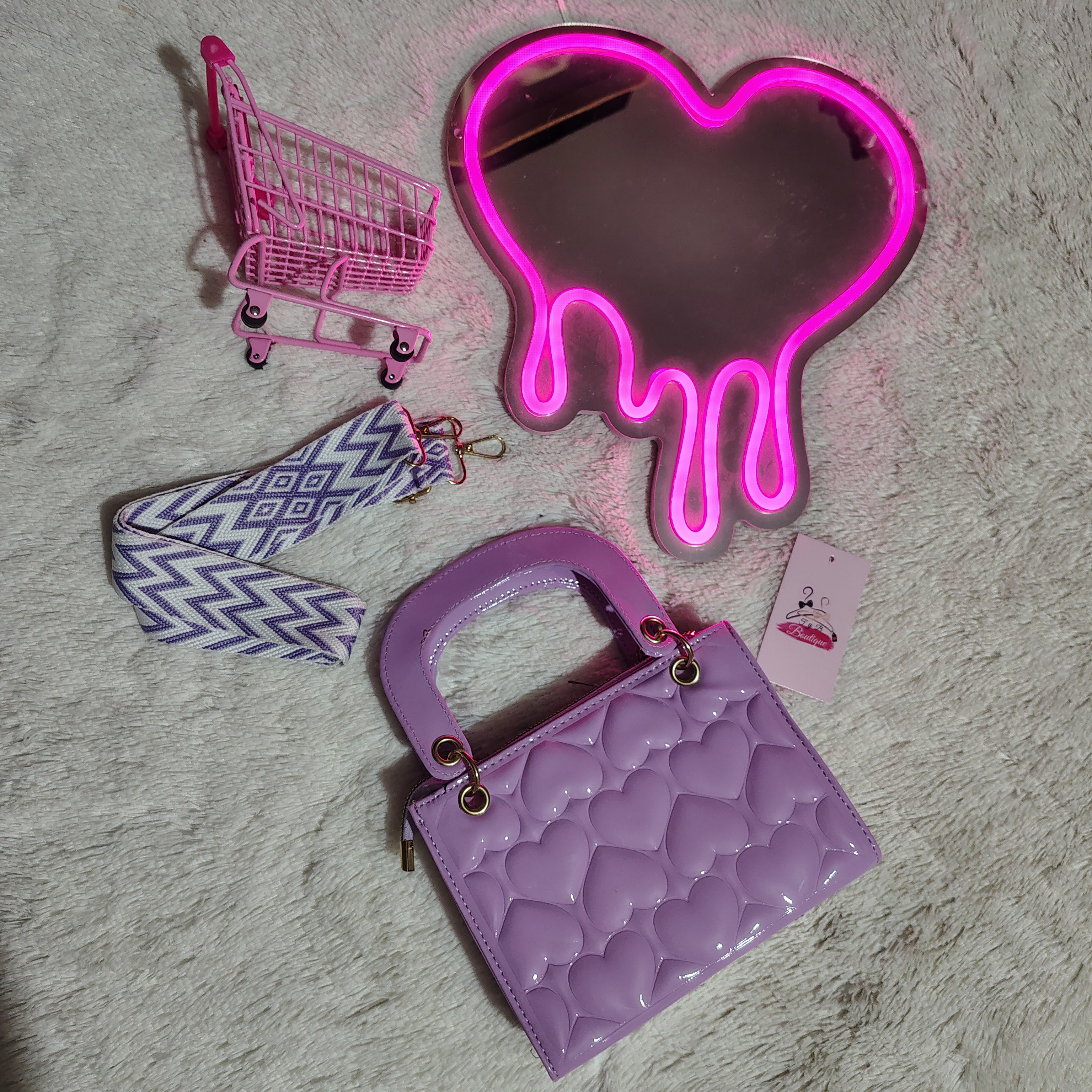 Bolsos | Crossbody lila de corazones ✨💟