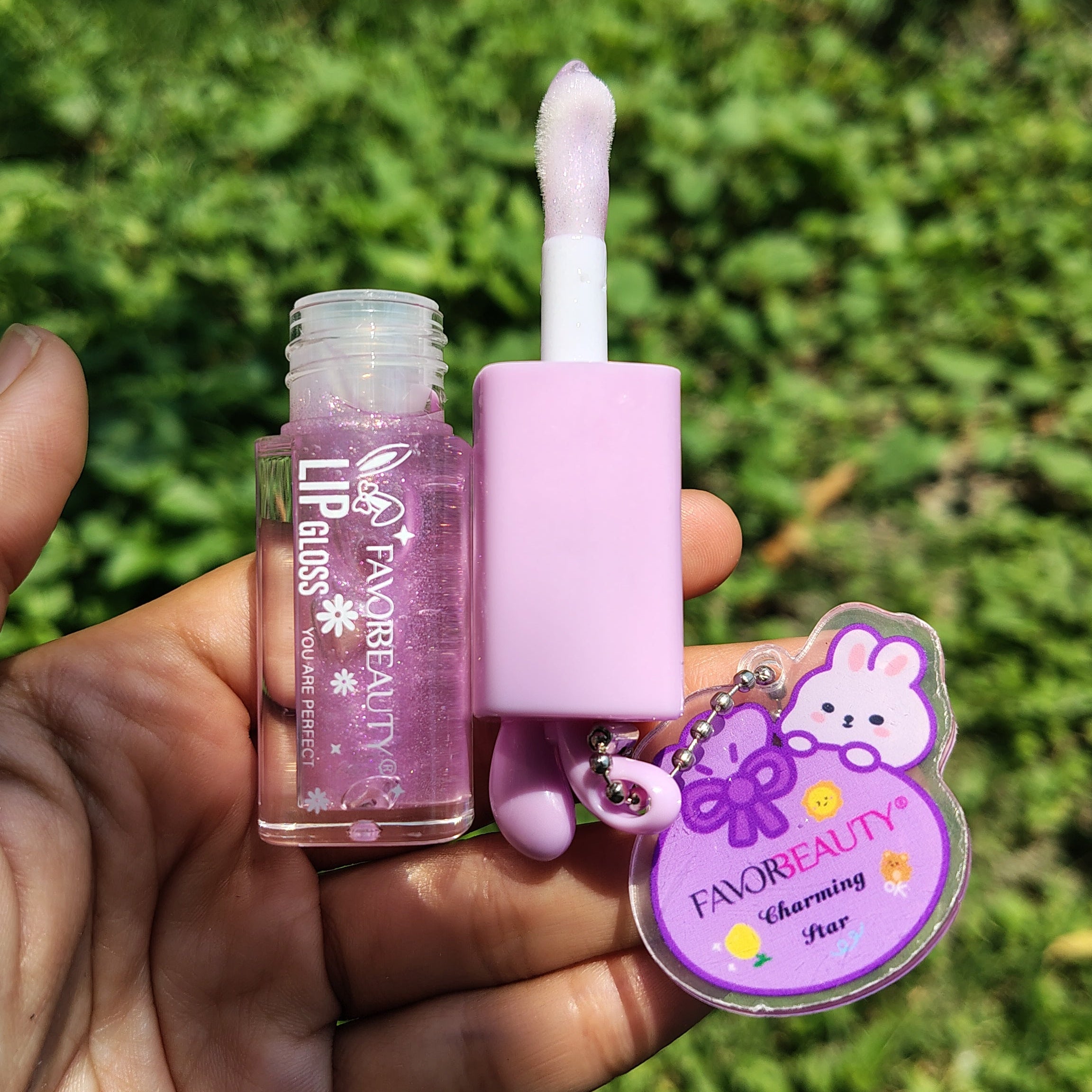 ✨💕Lipgloss conejito con llavero💕✨