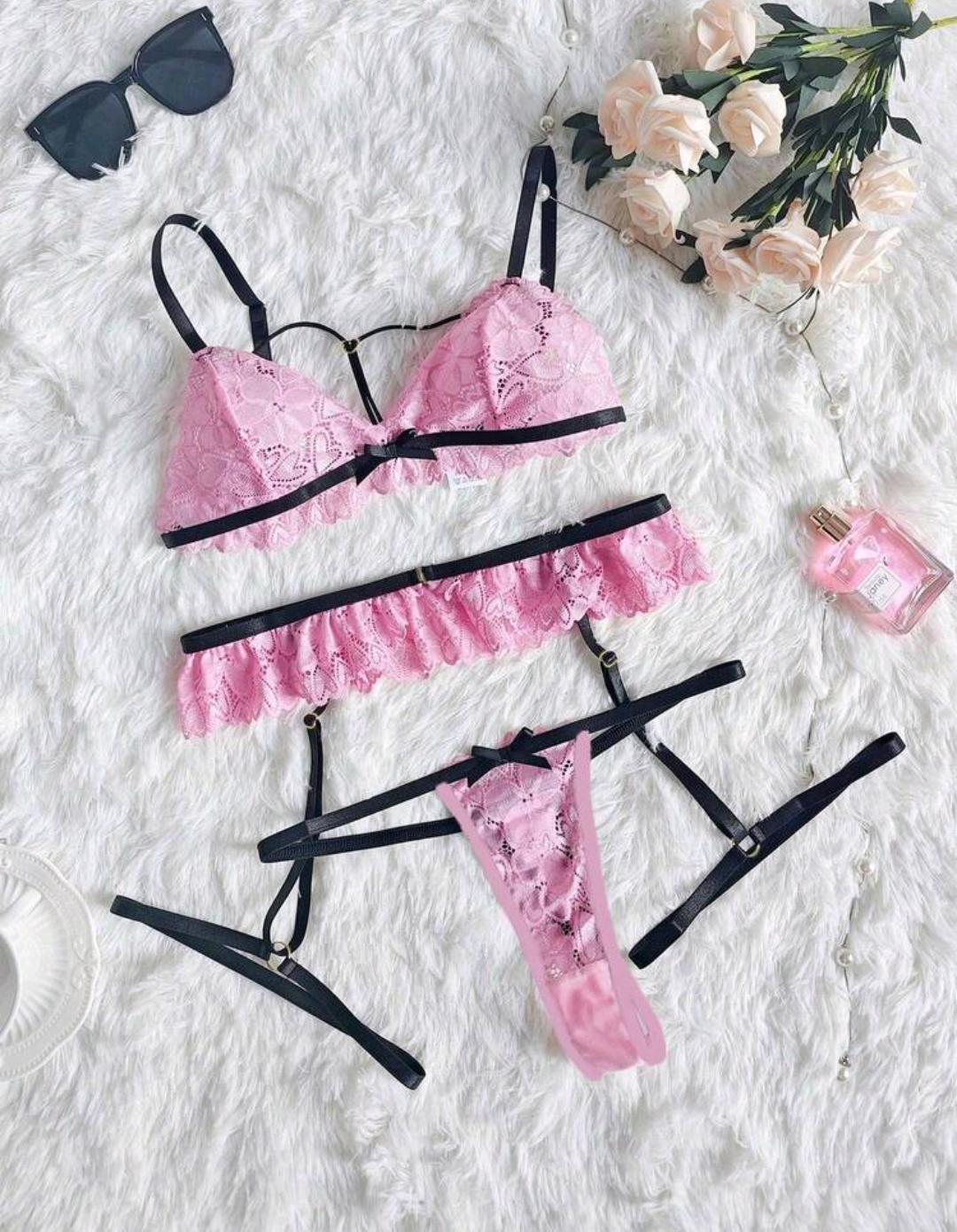 Lencería| Set Rosa de encaje con liguero🌸✨