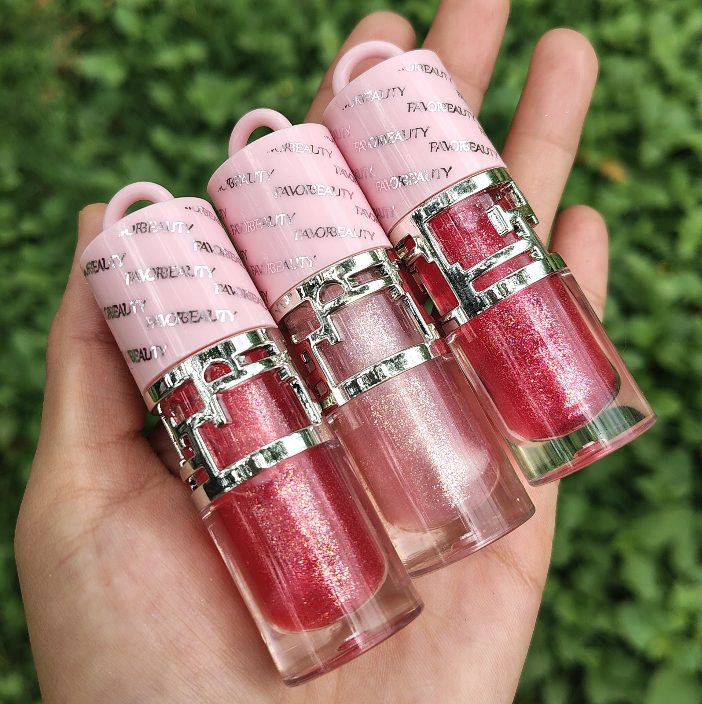 ✨Lip Gloss de aplicador grueso, extra brillos✨