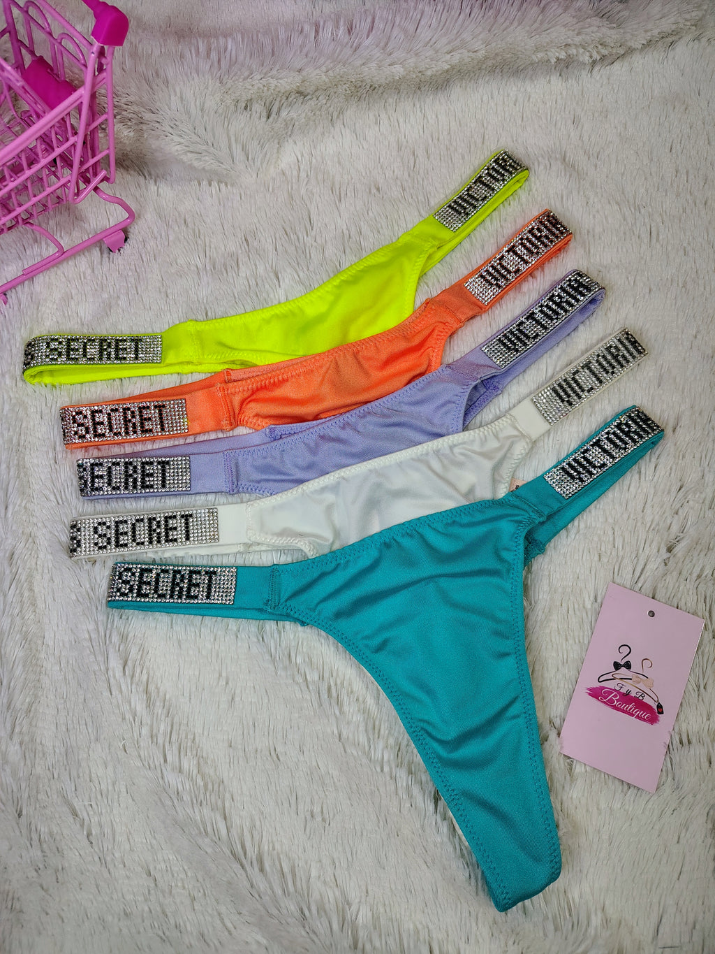 🔥🍑Tanga con pedrería Victoria's Secret🔥🍑