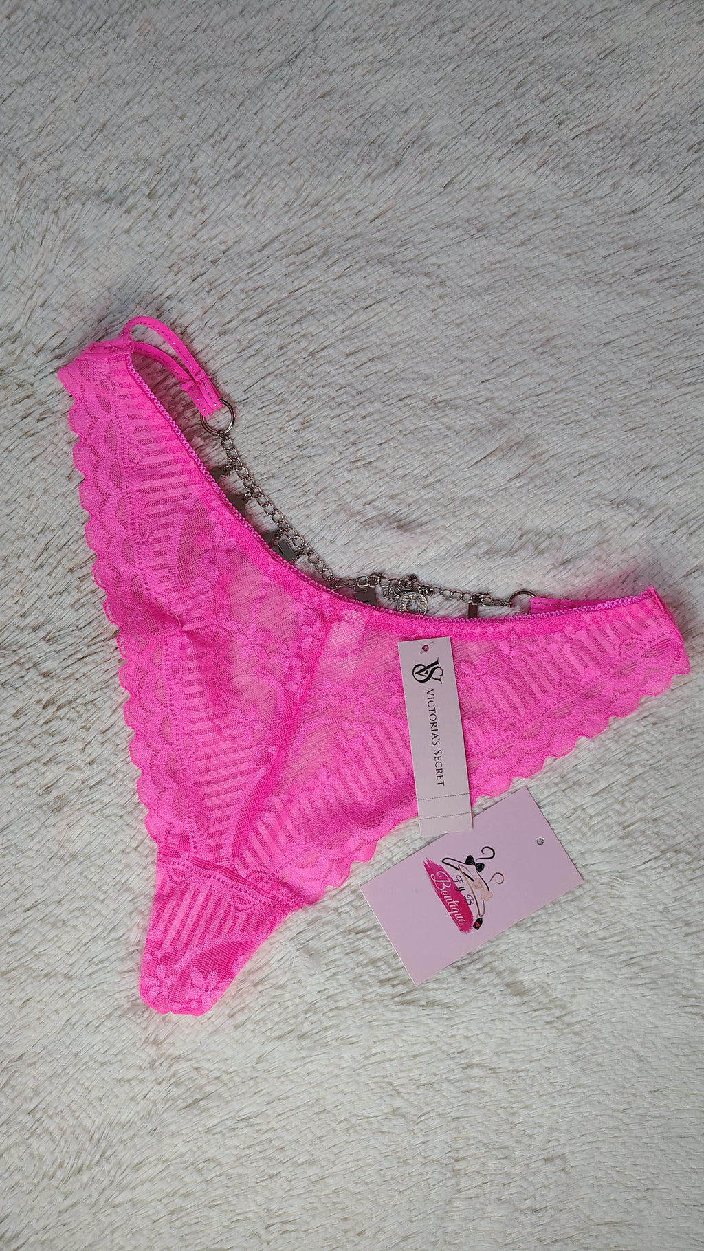 💖Tanga Victoria's Secret de encaje con letras colgantes atrás 😍💗
