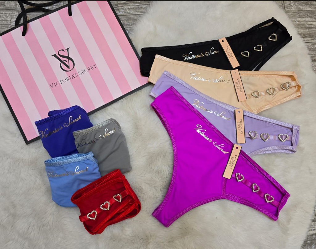 Tanga Victoria's Secret dijes de corazón c/cristales 💎✨